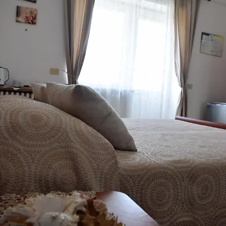 Damecuta Bed & Breakfast *