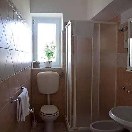 Damecuta Bed & Breakfast 3*